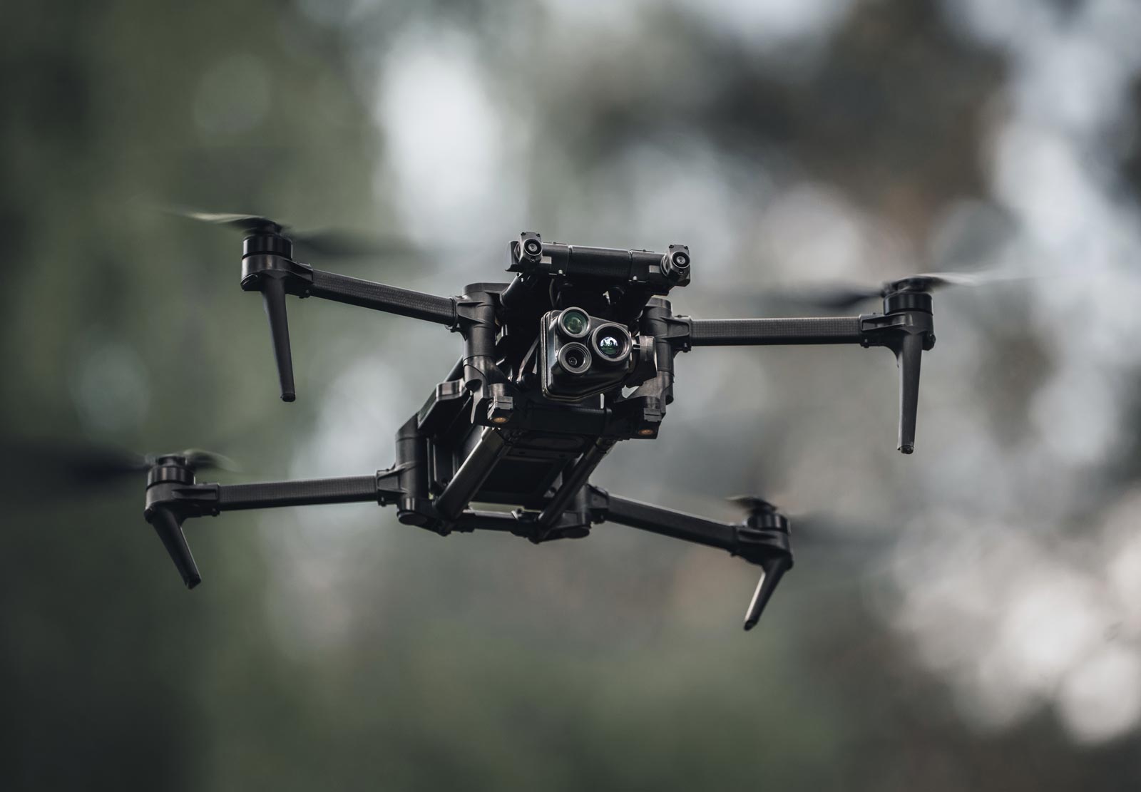 Parrot ANAFI UKR micro-UAV Drone – Image 4 | DroneNerds